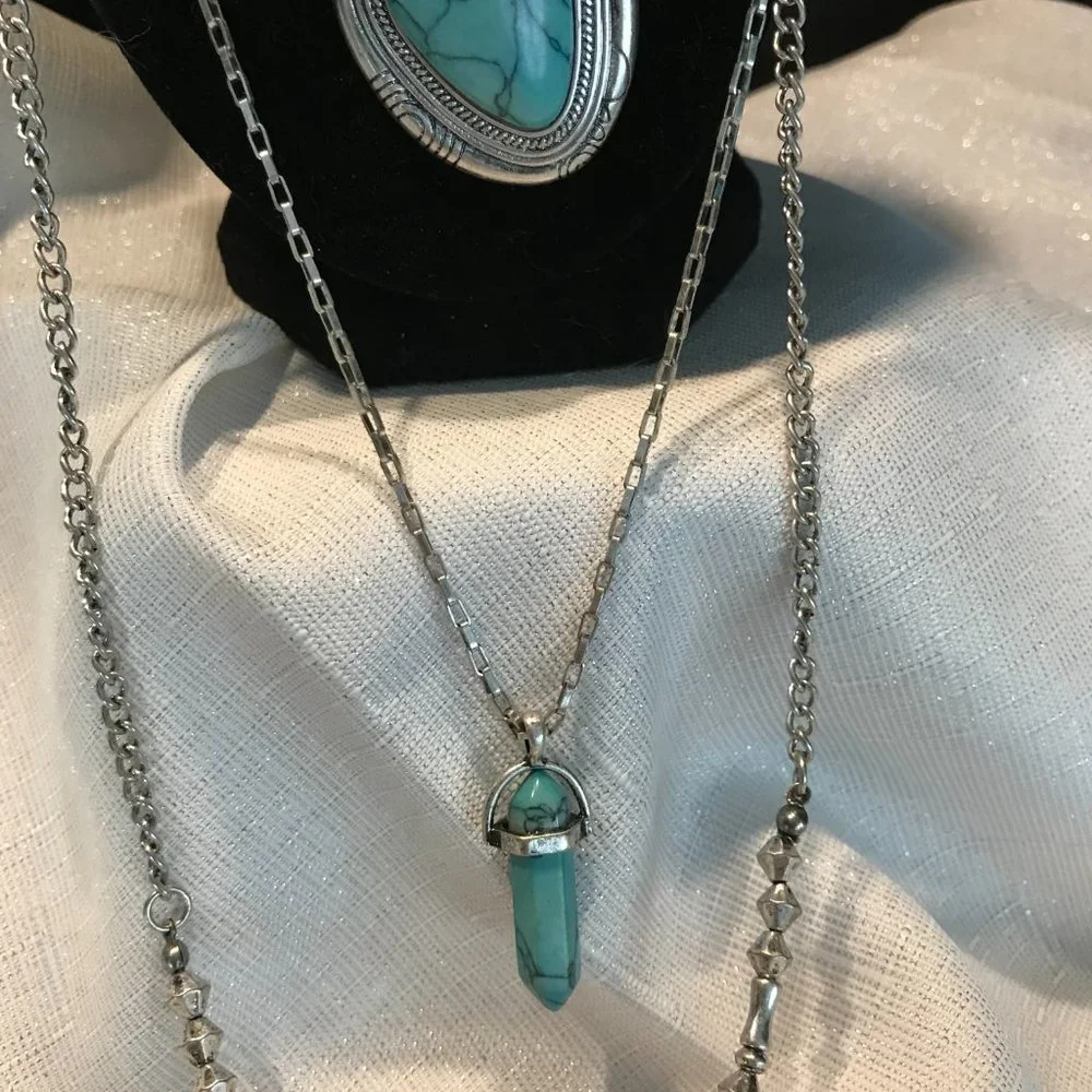Turquoise and Silver Triple Chain Pendant - Picture 3 of 10
